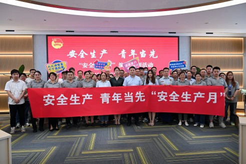 ˽徲 Ӧح18luckɷݿչ徲ѵ