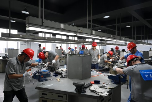 1696302685691481gauC.jpg DSC_3582(1).jpg