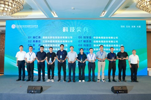 17247502976694744lcD.jpg XQ703156-opq3180840159(1).jpg